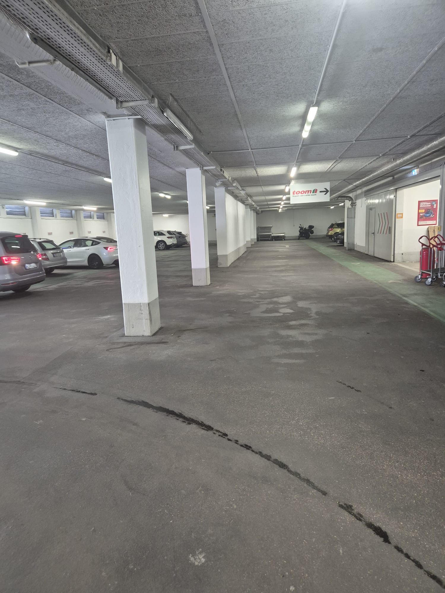 Tiefgaragen-Reinigung – Reinigung in München-Sendling, Hausmeisterservice Lukačević München